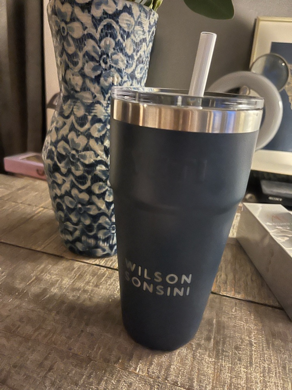 Yeti Rambler / brand new Matte Navy Blue Insulated Tumbler with Straw and Lid